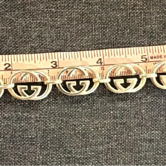 Elegant Interlocking Link Bracelet in sterling 7” Gucci - Picture 3 of 5